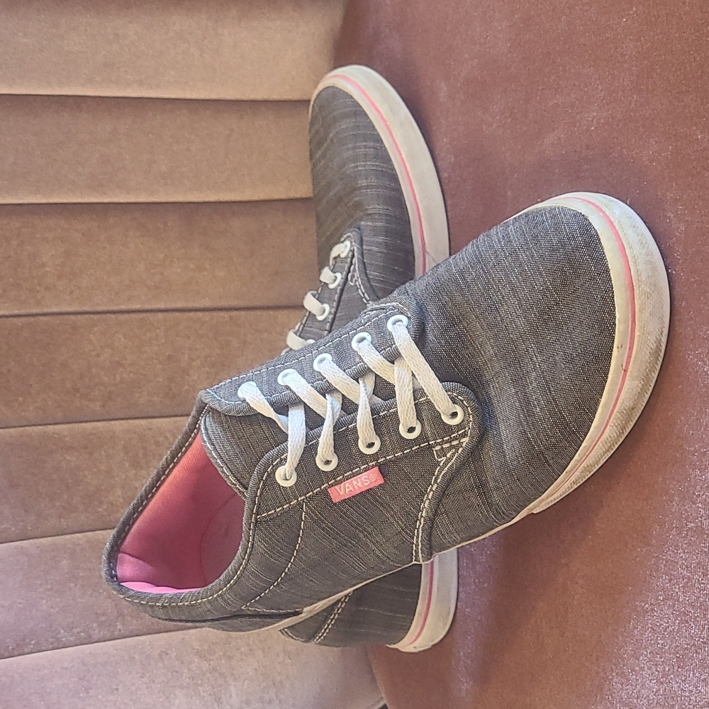 Gray and pink vans